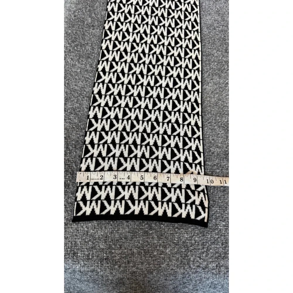 Michael Kors Womens Black White Monogram Logo Knit Scarf Rectangular‎ 65X10 in